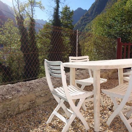 Appt 4/6 Couchages Avec Terrasse Cauterets Exterior foto